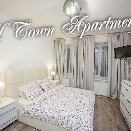 Old Town Apartment 3Br & 2Bthr St. Petersburg Dış mekan fotoğraf